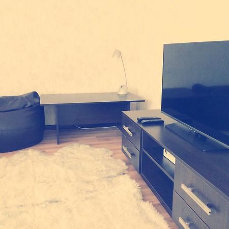 Apartment On Sauran Str Center アスターナ エクステリア 写真